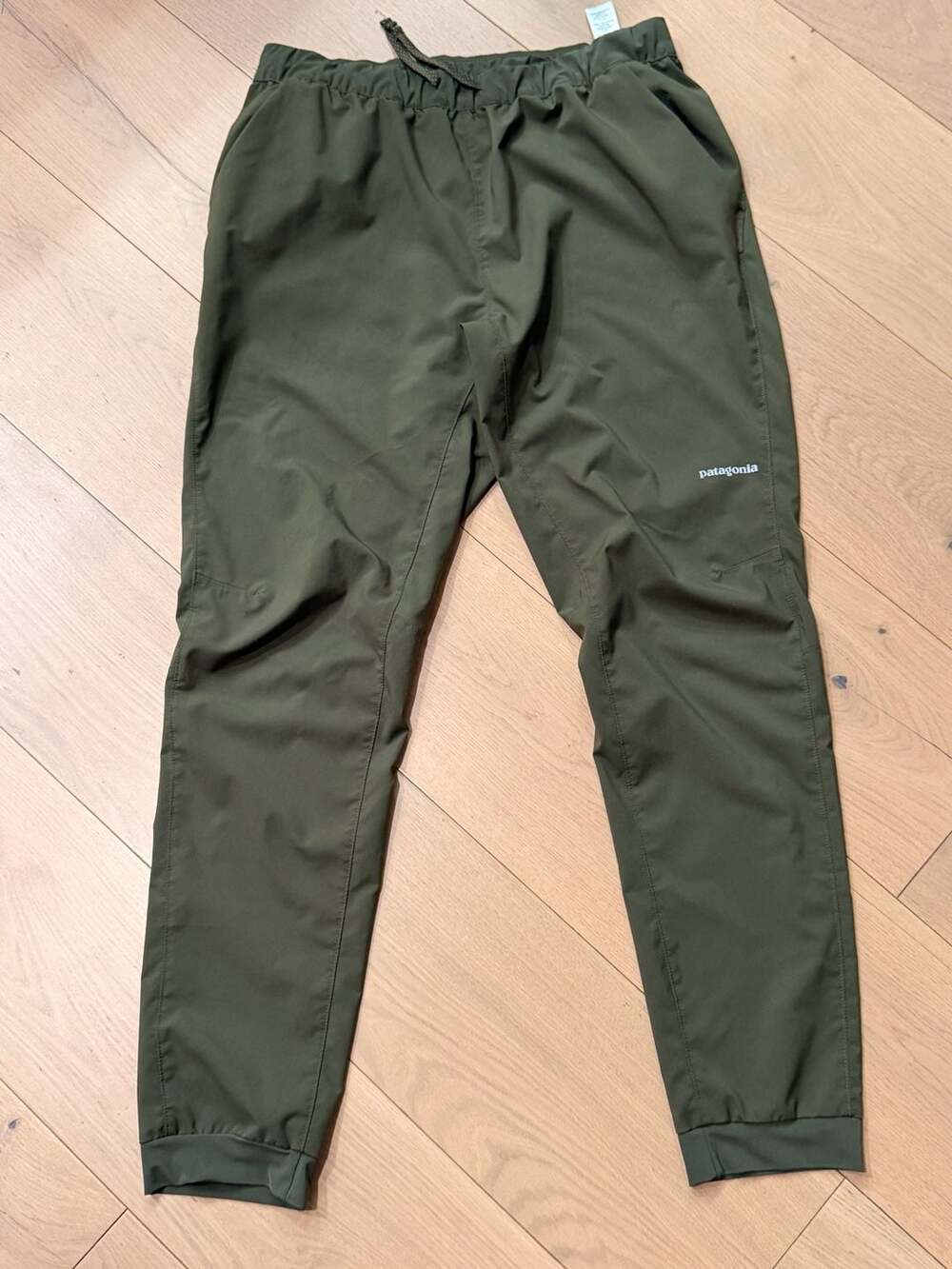 Patagonia Men's Terrebonne Joggers Basin Green Medium
